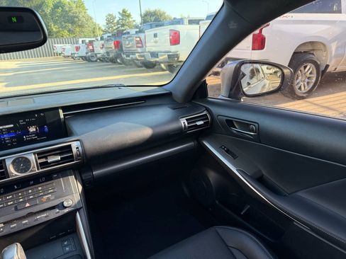 Used 2016 Lexus IS 200t w/ F Sport Package RWD image 20
