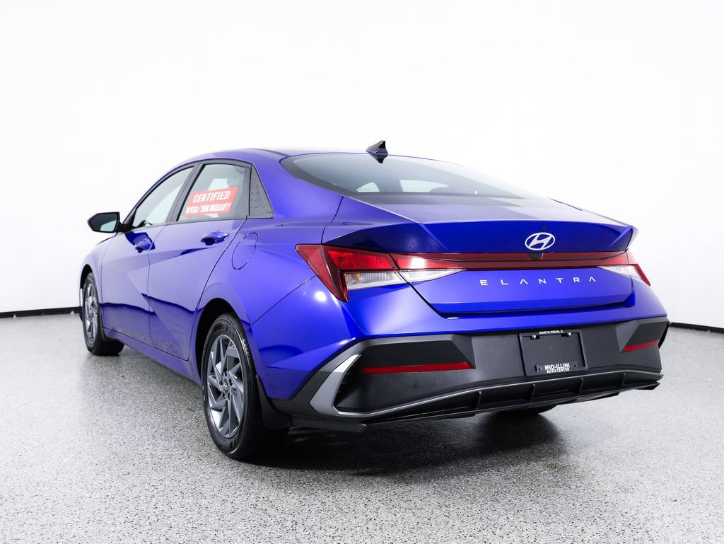 Used 2024 Hyundai Elantra SEL FWD image 6