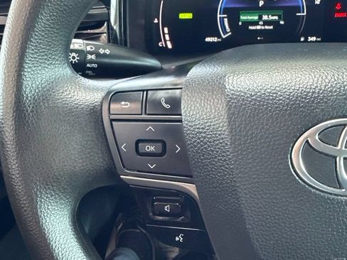 Used 2025 Toyota Camry LE AWD/4WD image 23