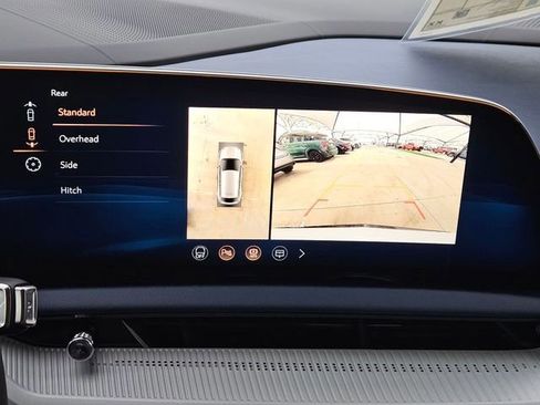 New 2026 Cadillac Optiq Sport 2 w/ LPO, Floor Liner Package image 18