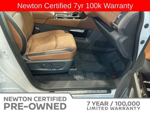 Used 2025 Nissan Pathfinder Platinum w/ Cargo Package FWD image 19