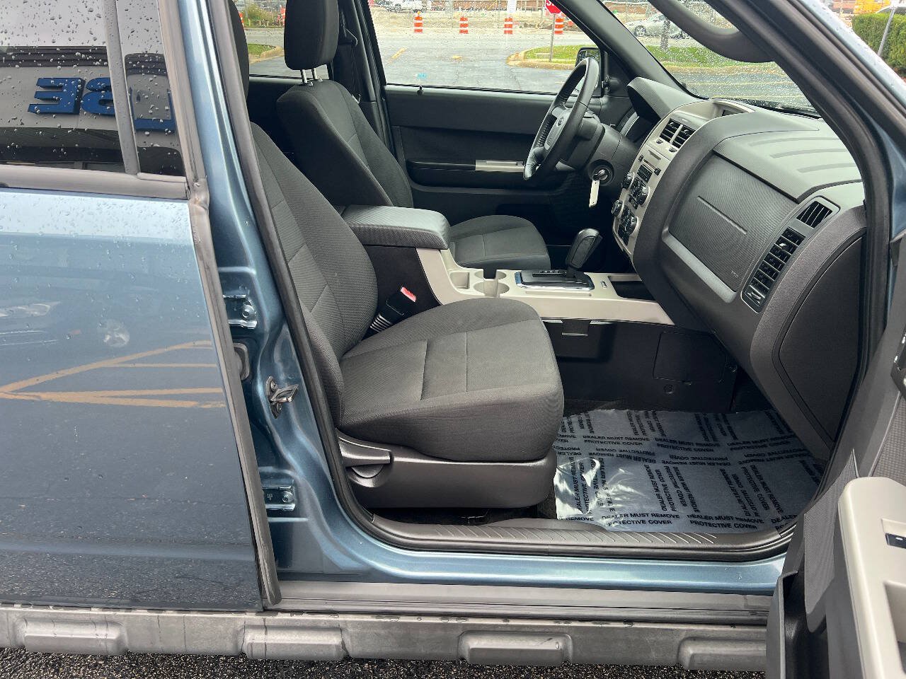 Used 2010 Ford Escape XLT FWD image 26