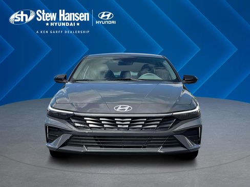 New 2026 Hyundai Elantra Sport FWD image 13