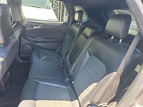 Used 2023 Ford Edge ST-Line AWD/4WD image 5