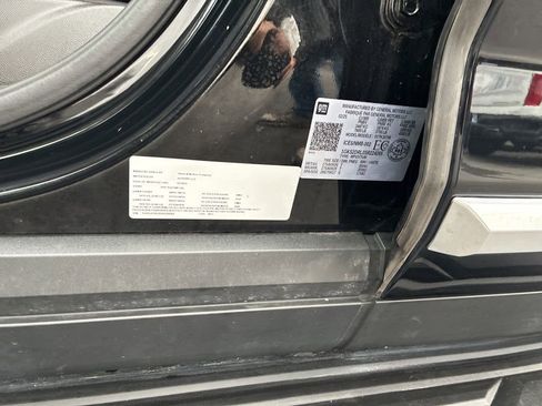 Used 2025 GMC Yukon Denali image 50