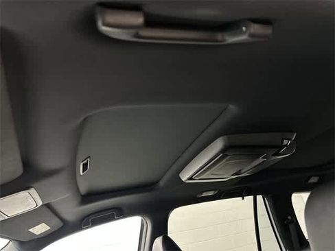 Certified 2022 Honda Pilot Black Edition image 28