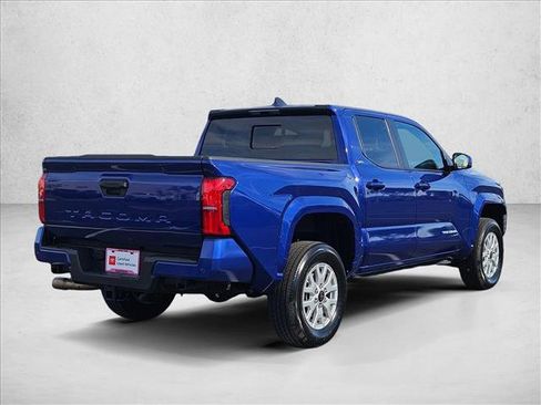 Certified 2025 Toyota Tacoma SR5 image 5