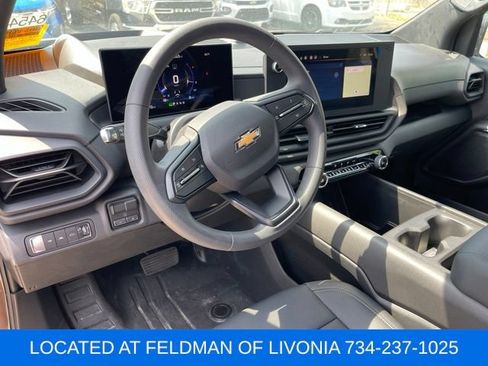 Certified 2025 Chevrolet Silverado EV W/T w/ WT Plus Package AWD/4WD image 7