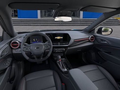 New 2026 Chevrolet Trax RS w/ Driver Confidence Package FWD image 15