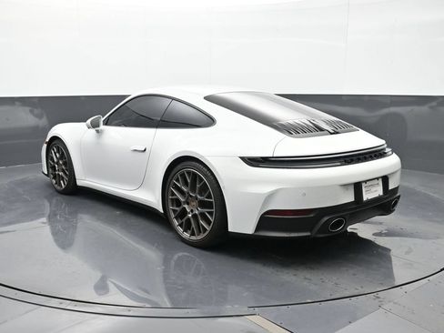 Certified 2025 Porsche 911 Carrera RWD image 3