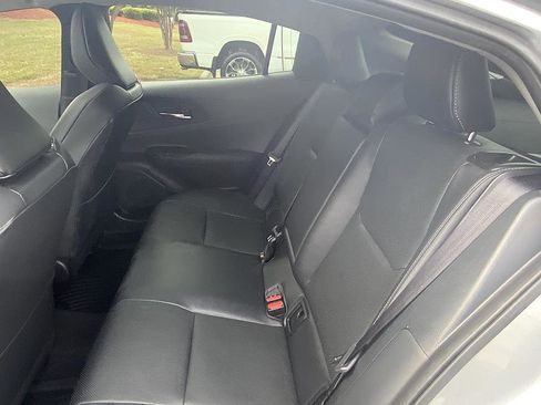 Used 2024 Toyota Prius XLE FWD image 12