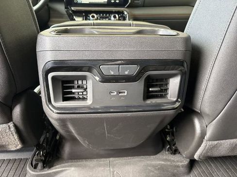 Used 2024 GMC Sierra 1500 AT4 w/ Technology Package AWD/4WD image 22