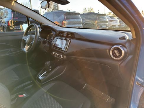 Used 2020 Nissan Versa S image 37