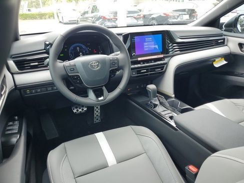 New 2026 Toyota Camry SE image 9