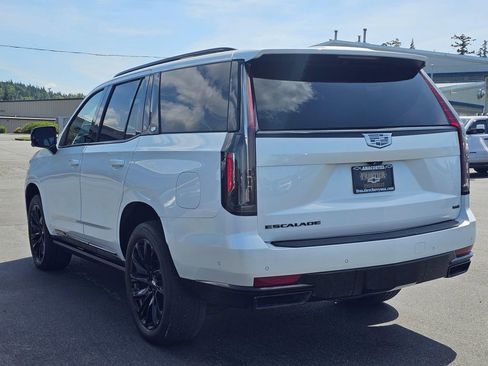 Used 2022 Cadillac Escalade Sport Platinum w/ LPO, ONYX Package AWD/4WD image 5