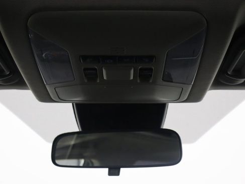 Used 2019 Toyota RAV4 XLE FWD image 24