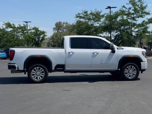 Used 2022 GMC Sierra 3500 Denali AWD/4WD image 8