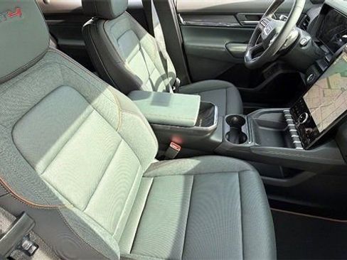 New 2026 GMC Terrain AT4 w/ Convenience Package III image 21