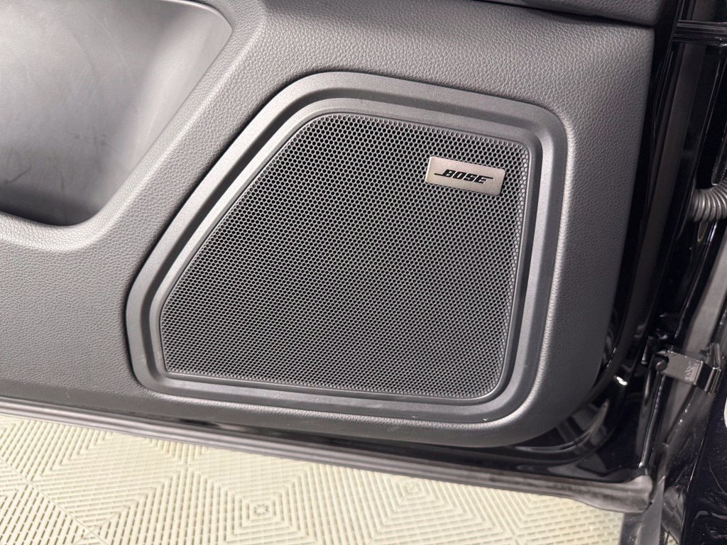 Certified 2026 Porsche Macan AWD/4WD image 21