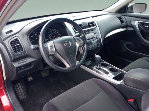 Used 2013 Nissan Altima 2.5 S image 25