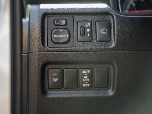 Used 2021 Toyota 4Runner TRD Off-Road Premium w/ Moonroof Package AWD/4WD image 50