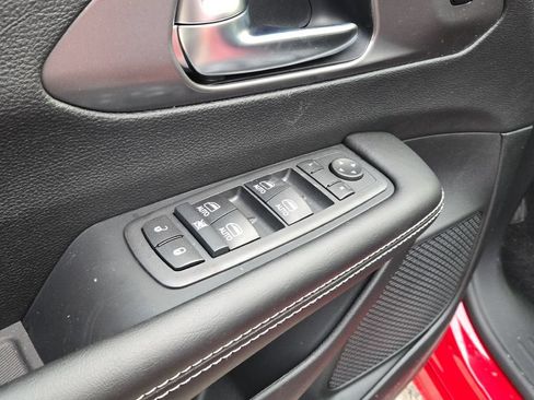 New 2026 Chrysler Pacifica Select AWD/4WD image 23