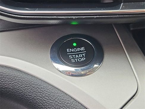 Used 2021 Ford Explorer XLT w/ Equipment Group 202A image 23