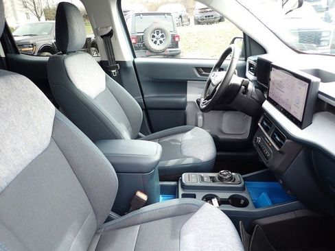 Used 2026 Ford Maverick XLT w/ XLT Luxury Package image 11