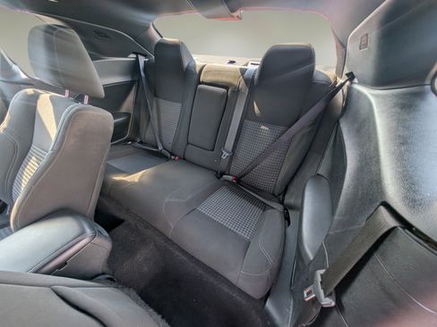 Used 2020 Dodge Challenger SXT RWD image 11