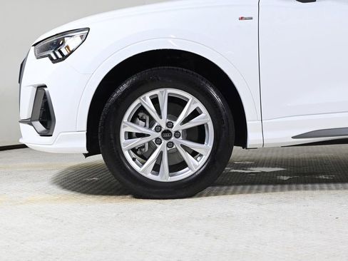 Used 2025 Audi Q3 2.0T Premium w/ Convenience Package image 23