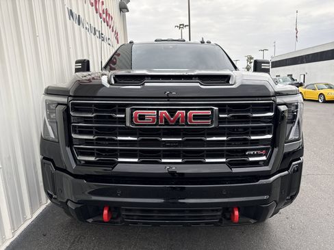 Used 2025 GMC Sierra 2500 AT4 w/ AT4 Premium Plus Package image 9