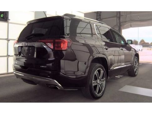 Used 2018 GMC Acadia Denali AWD/4WD image 3
