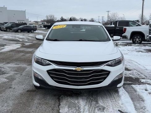 Used 2024 Chevrolet Malibu LT image 3