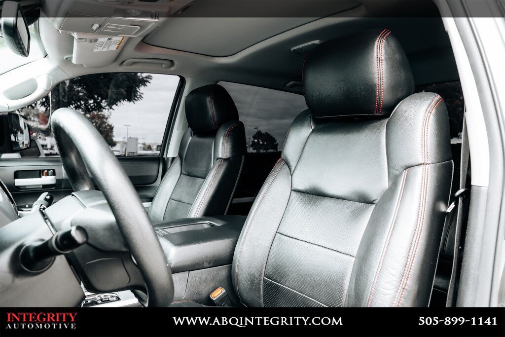 Used 2019 Toyota Tundra SR5 AWD/4WD image 24