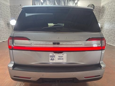 Used 2020 Lincoln Navigator Reserve w/ Luxury Package AWD/4WD image 6