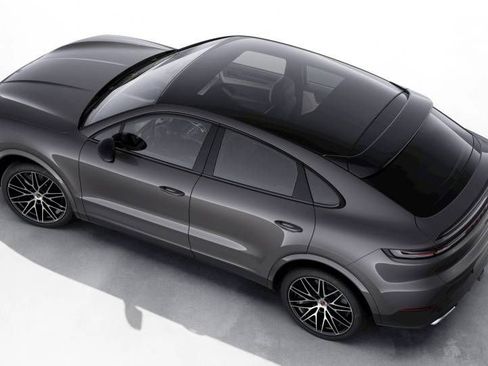 Certified 2025 Porsche Cayenne Coupe AWD/4WD image 4