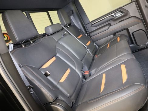Used 2024 GMC Sierra 2500 AT4 w/ AT4 Premium Plus Package AWD/4WD image 44