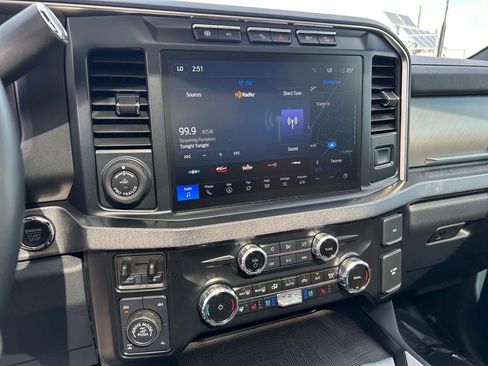 Used 2024 Ford F350 Platinum w/ Tremor Off-Road Package AWD/4WD image 20