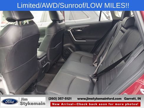 Used 2021 Toyota RAV4 Limited AWD/4WD image 6