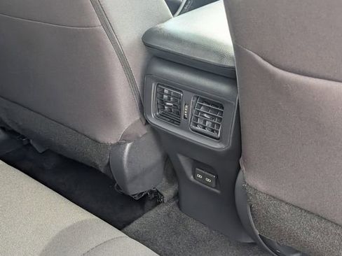 Used 2025 Toyota RAV4 XLE w/ Convenience Package FWD image 32