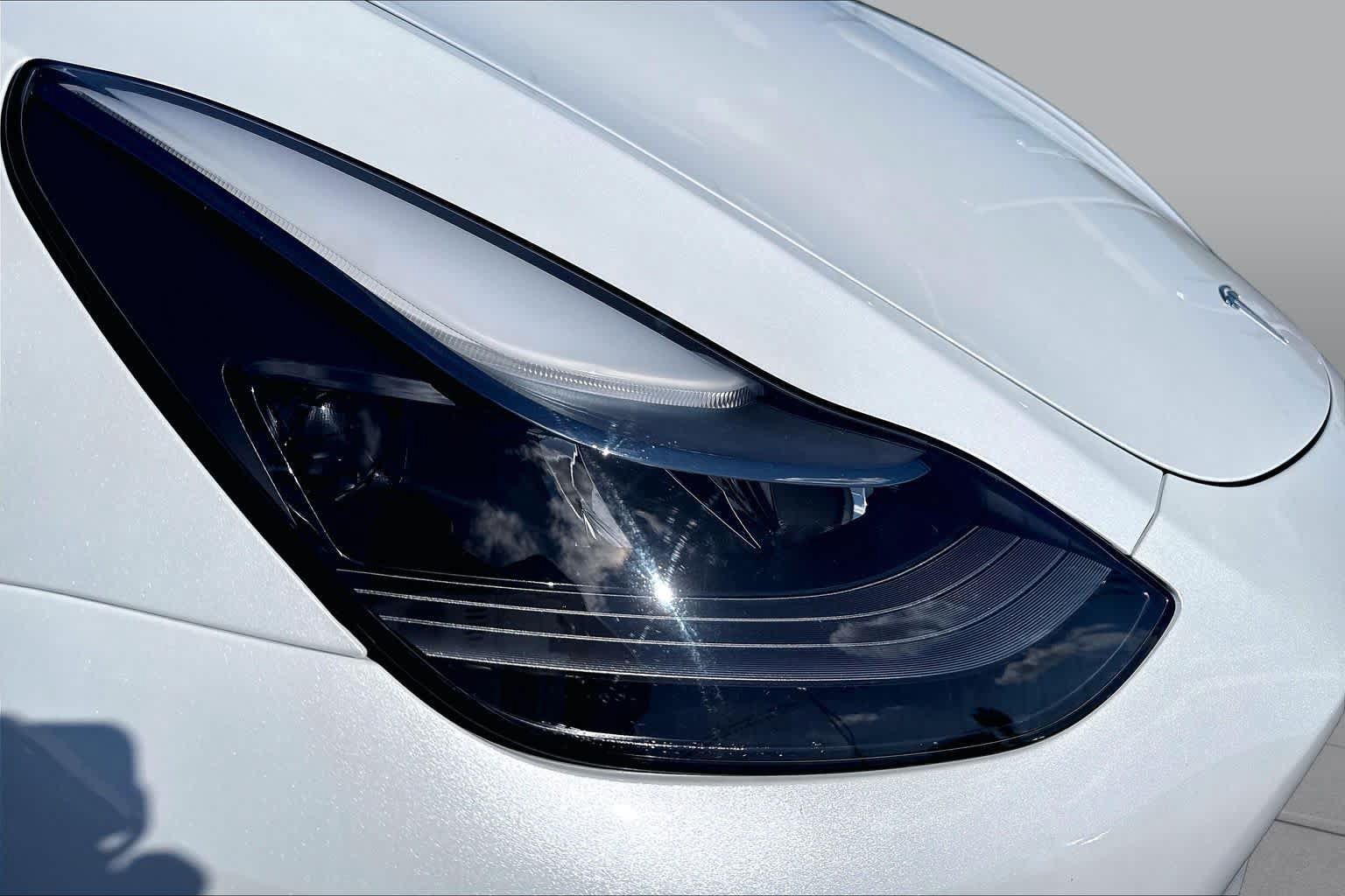 Used 2023 Tesla Model Y Long Range AWD/4WD image 26