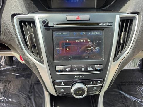 Used 2015 Acura TLX FWD image 31