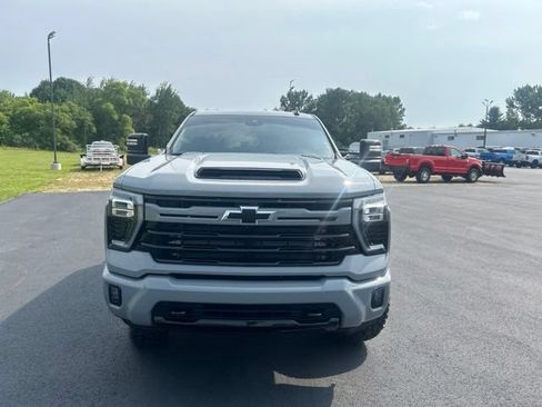 Used 2024 Chevrolet Silverado 2500 LT w/ Z71 Sport Edition AWD/4WD image 2