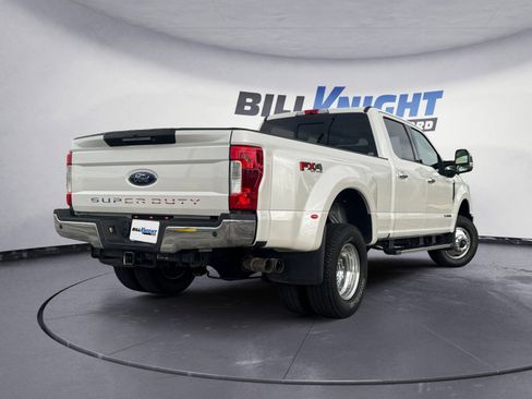 Used 2019 Ford F350 Lariat w/ Lariat Ultimate Package image 4