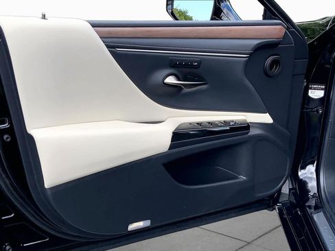 Certified 2024 Lexus ES 350 w/ Premium Package FWD image 22