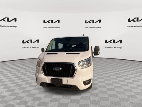 Used 2023 Ford Transit 350 XLT image 3