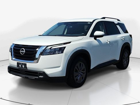 Used 2023 Nissan Pathfinder SV FWD image 8