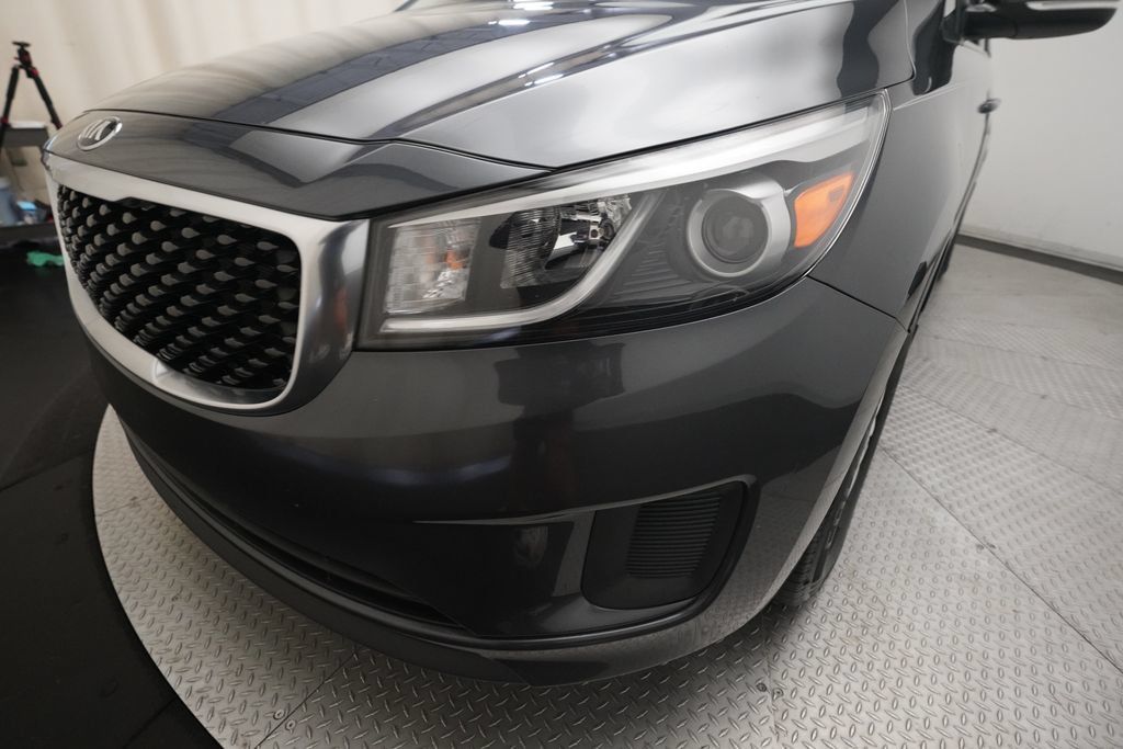 Used 2016 Kia Sedona LX FWD image 22