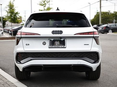 New 2026 Audi Q3 quattro 2.0T AWD/4WD image 10