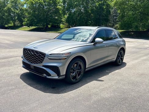 New 2026 Genesis GV70 2.5T Sport Prestige w/ G1 Accessory Package AWD/4WD image 3